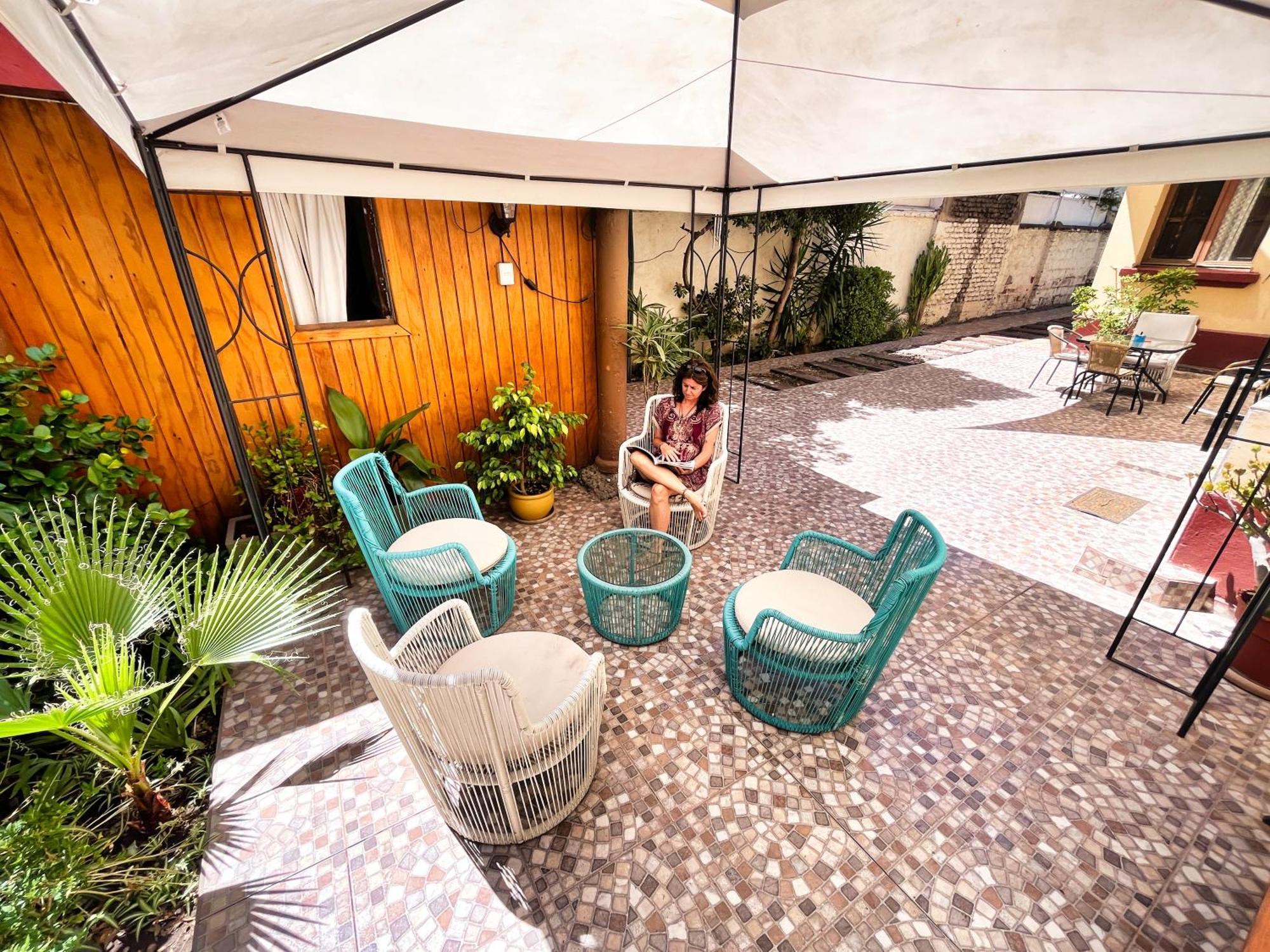 Hostal Boonen Santiago Luaran gambar